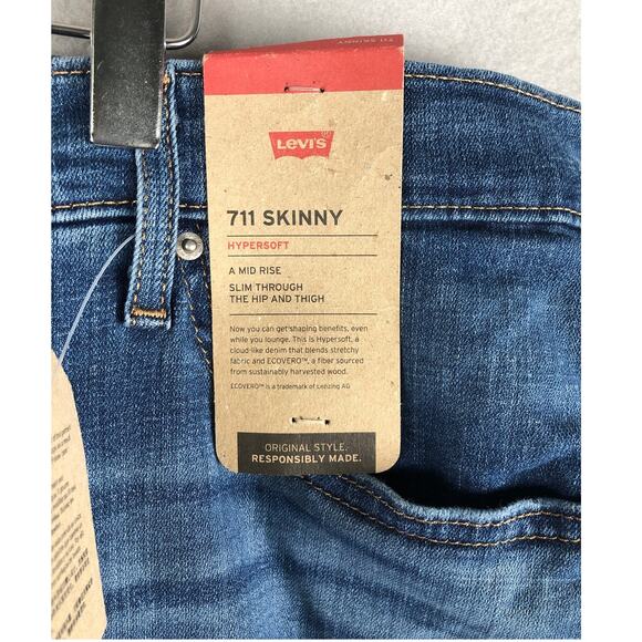 Levi's Women's Size 20W 711 Skinny Jeans NEW - Picture 2 of 11